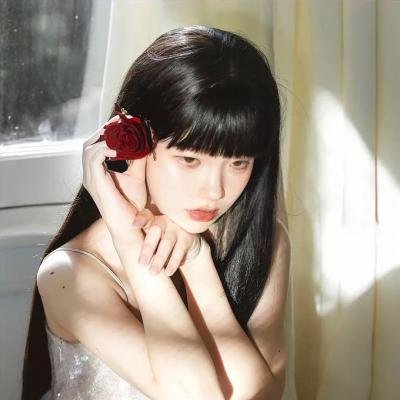怪诞女孩
